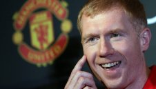 Коронавирусът спря Пол Скоулс за България