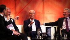 Кайзера: Обожавам ван Дайк, гледах Пеле със сълзи в очите