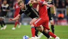 Юве е на път да надцака Барса за "златната кокошка" на Аякс