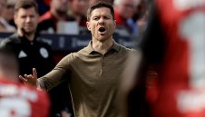 Чаби ще лекува грохналия Реал с "аспирини"