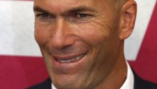 Зидан сменя Рафа Бенитес?