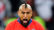 Само "луда" оферта ще раздели Барса и Видал