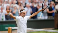 Финалът на Уимбълдън: Чилич - Федерер 3:6, 1:6, 4:6