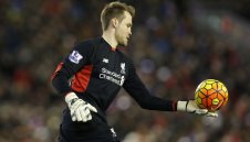 Клопо не търси вратар