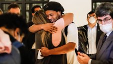 Коронавирус отне майката на Роналдиньо + СНИМКИ