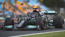 10 места наказание за Хамилтън на старта в Турция