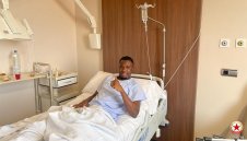 Оперираха Бисмарк Чарлс във Валенсия