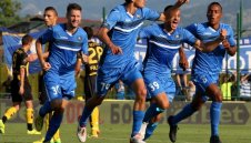 Реките от пари в Левски не спират