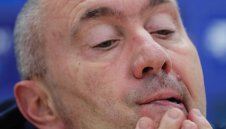 Резнаха Мъри Стоилов в Турция