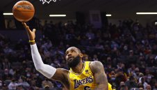 Eзерняците се върнаха към победите след хубав успех над Юта