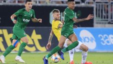 На косъм! Лудогорец оцеля срещу Марибор и се класира за Лига Европа