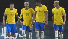 Неймар с ключово решение за кариерата си