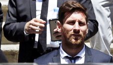 Босът на Ла Лига: Няма значение дали си Меси или Пепито Перес