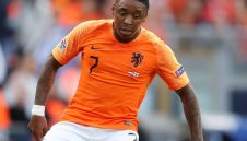 "Лале" решава проблемите на Байерн отпред