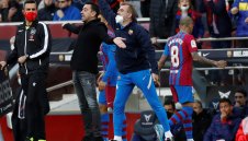 Агресия! Дани Алвеш изгърмя до края на месеца