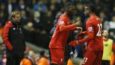 Карък! Двама национали на Ливърпул се контузиха