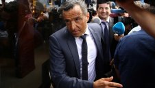 Разпитаха агента на Роналдо за данъчни измами 