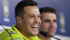 Жулио Сезар одобри топката за световното