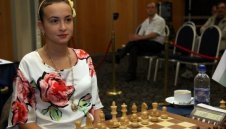 Ети започна с реми на световното