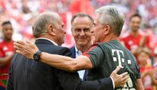 Хайнкес за Флик: Свалям му шапка! Няма друг като него в историята