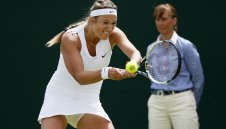 Азаренка започна с победа на Уимбълдън