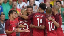 Роналдо и Португалия летят към върха