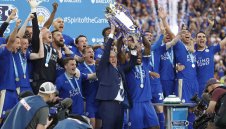 Лестър е новият крал на Англия! + СНИМКИ и ВИДЕО