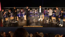 Иниеста вижда Шави като треньор на Барса