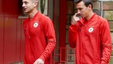 Глезенът още мъчи Милчо