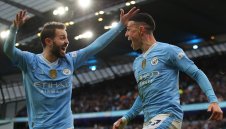 В момента той е №1 във Висшата лига. Пеп засипа с похвали Фил Фодън