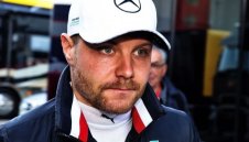 Колата на Ботас е била наред на старта в Барселона, обявиха от Мерцедес