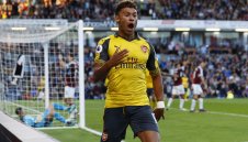 Нередовен гол донесе 1:0 на Арсенал в Бърнли