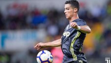 Малкият Кристиано учи Роналдо как да вкарва голове + ГАЛЕРИЯ