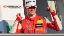 Фетел призова: Дaйте време на младия Шуми