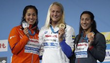 Сара Шьострьом спечели златото на 50 метра бътерфлай