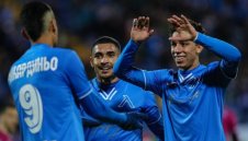 Гърци се влюбиха в лидер на Левски, искат го веднага