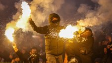 Екшън в Монтана: Меле между фенове на Левси и ЦСКА + ВИДЕО