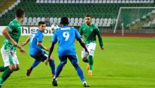 Берое взе дербито на Стара Загора срещу Верея и остава в битката за бронза