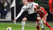 Брандт: Не ме търсете преди 18 май