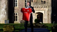 Гигс подписа за 4 години с Уелс, ще се съветва със Сър Алекс