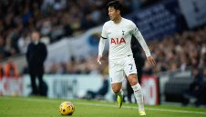 Не са глупави: Тотнъм "връзва" Сон