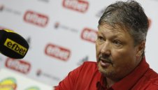 Любо Пенев каза дали зарязва Локо Пловдив
