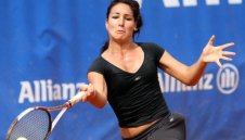 Елица Костова обърна румънка на Уимбълдън