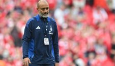 Нуно Ешпирито Санто преподписа с Форест