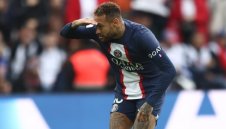 Неймар е отказал да сложи лентата на Бразилия