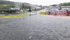 Дъждът на "Спа" отмени състезанието на Никола във Формула 3