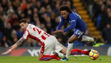 Челси се позабавлява със Стоук – 5:0