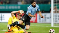 Канибала и Кавани разкъсаха чехите + ВИДЕО