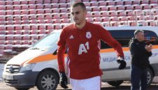 Бивш капитан на ЦСКА и моделка отпразнуваха 10 г. любов + СНИМКИ