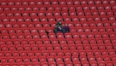 Паника в Англия: 8 играчи на клуб от Висшата лига със симптоми на коронавирус